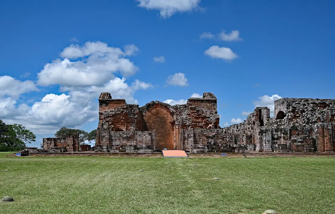 Las ruinas de la iglesia de la misión jesuítica de La Santísima Trinidad de Paraná, en Paraguay